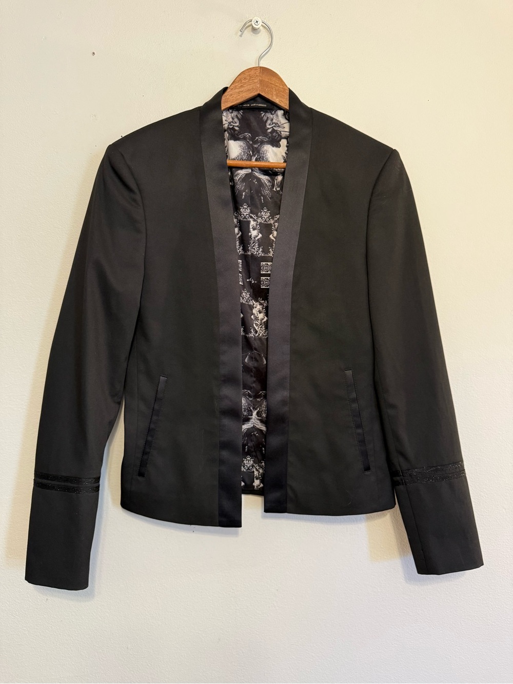 Zara Black Matador Style Blazer with Modern Satin Accents Size Small Open Front